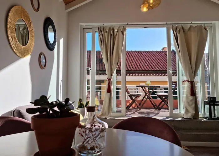 Janelas Verdes - Peaceful Views *