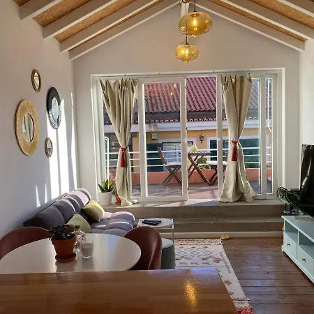 Apartament Janelas Verdes - Peaceful Views